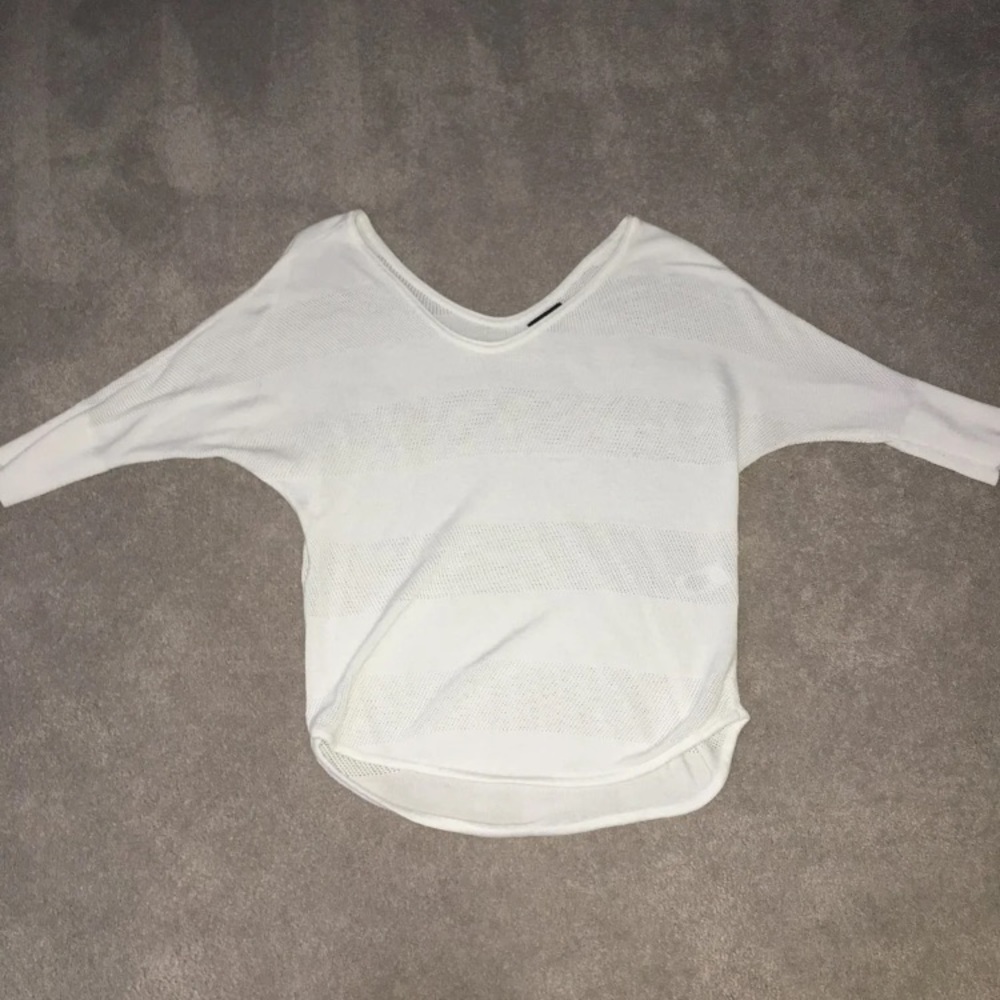 Express 3/4 Sleeve Top